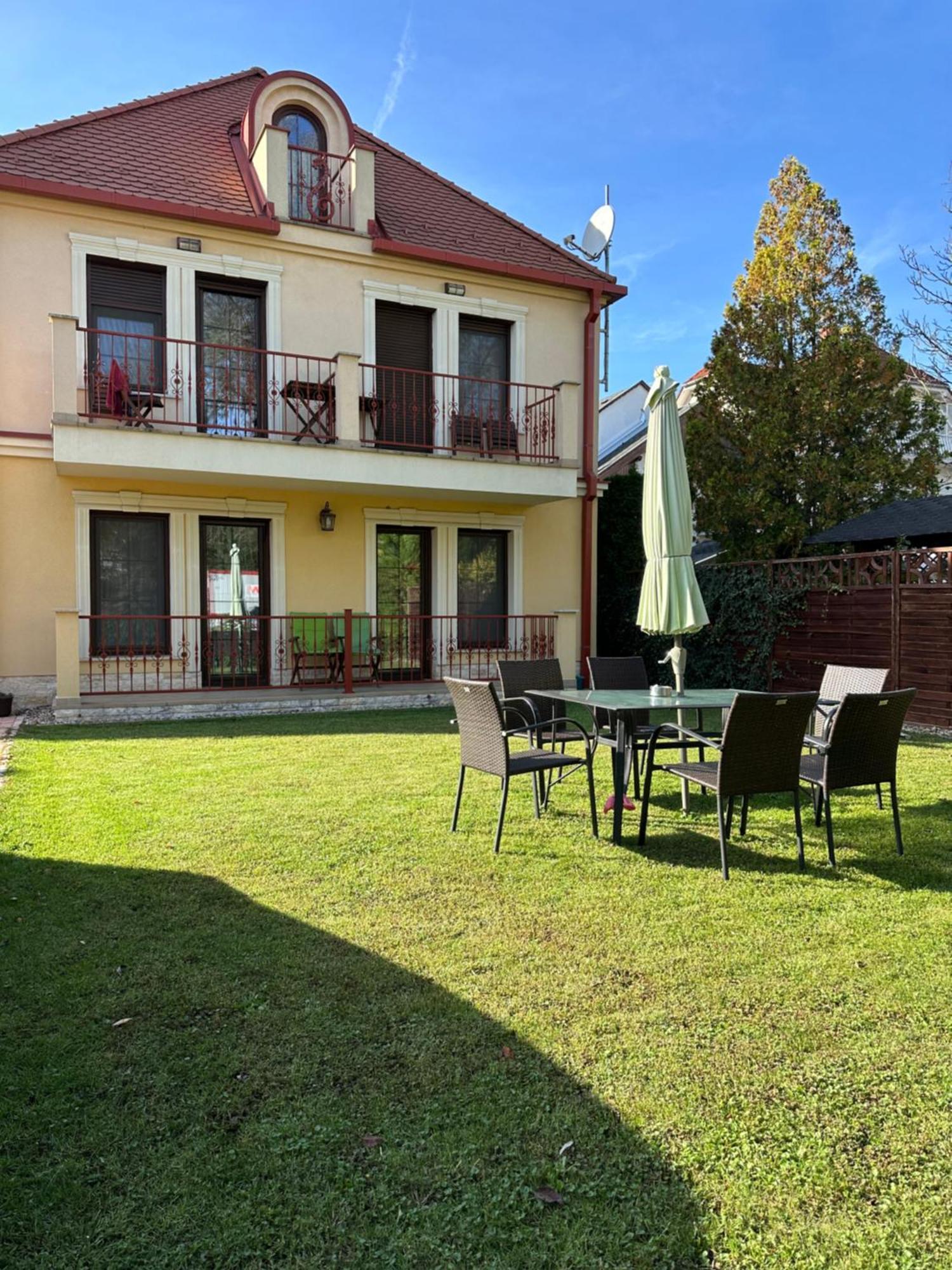 Szent Gyoergy Villa Apartmanhaz Hévíz Екстериор снимка