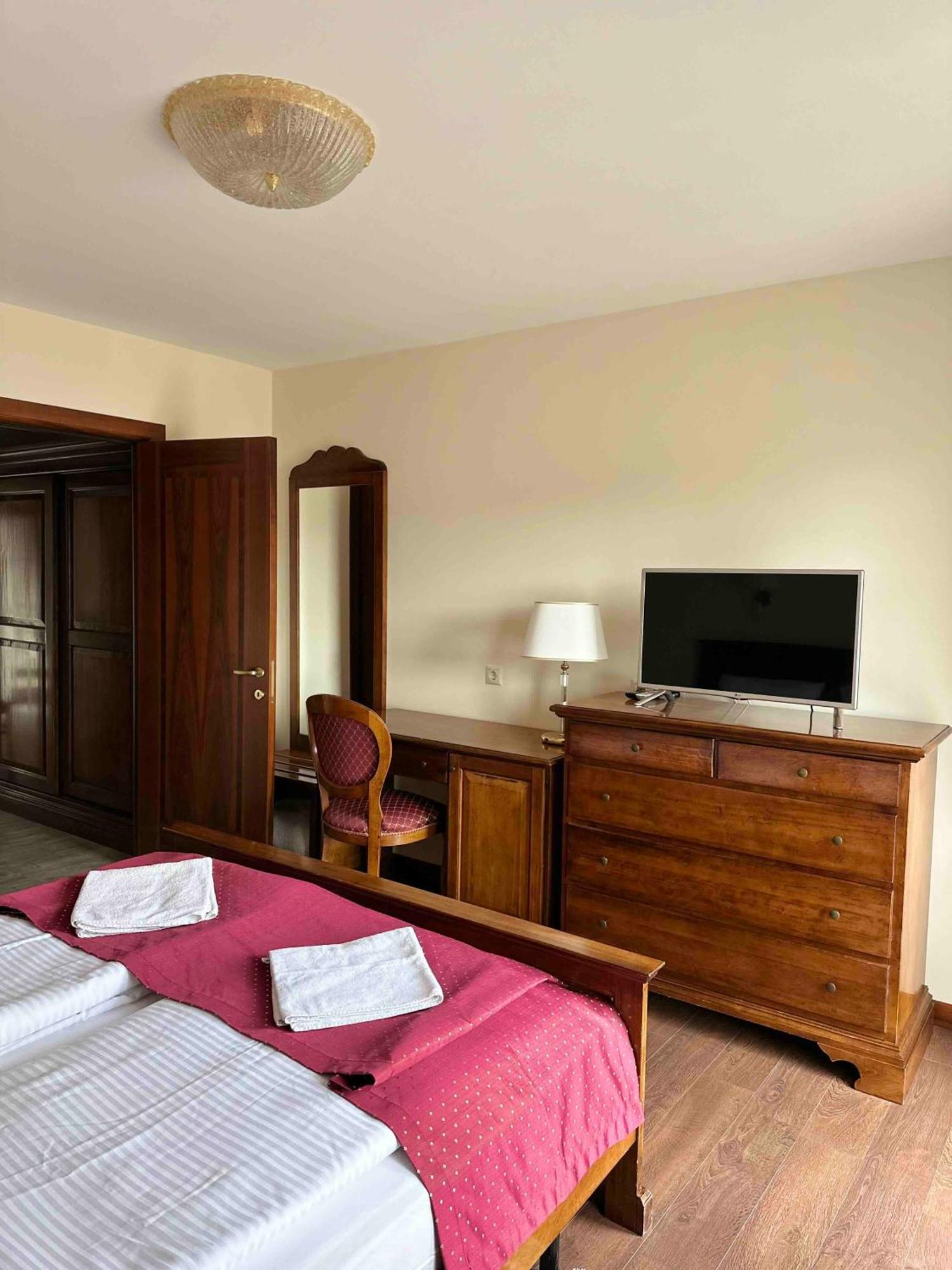 Szent Gyoergy Villa Apartmanhaz Hévíz Екстериор снимка